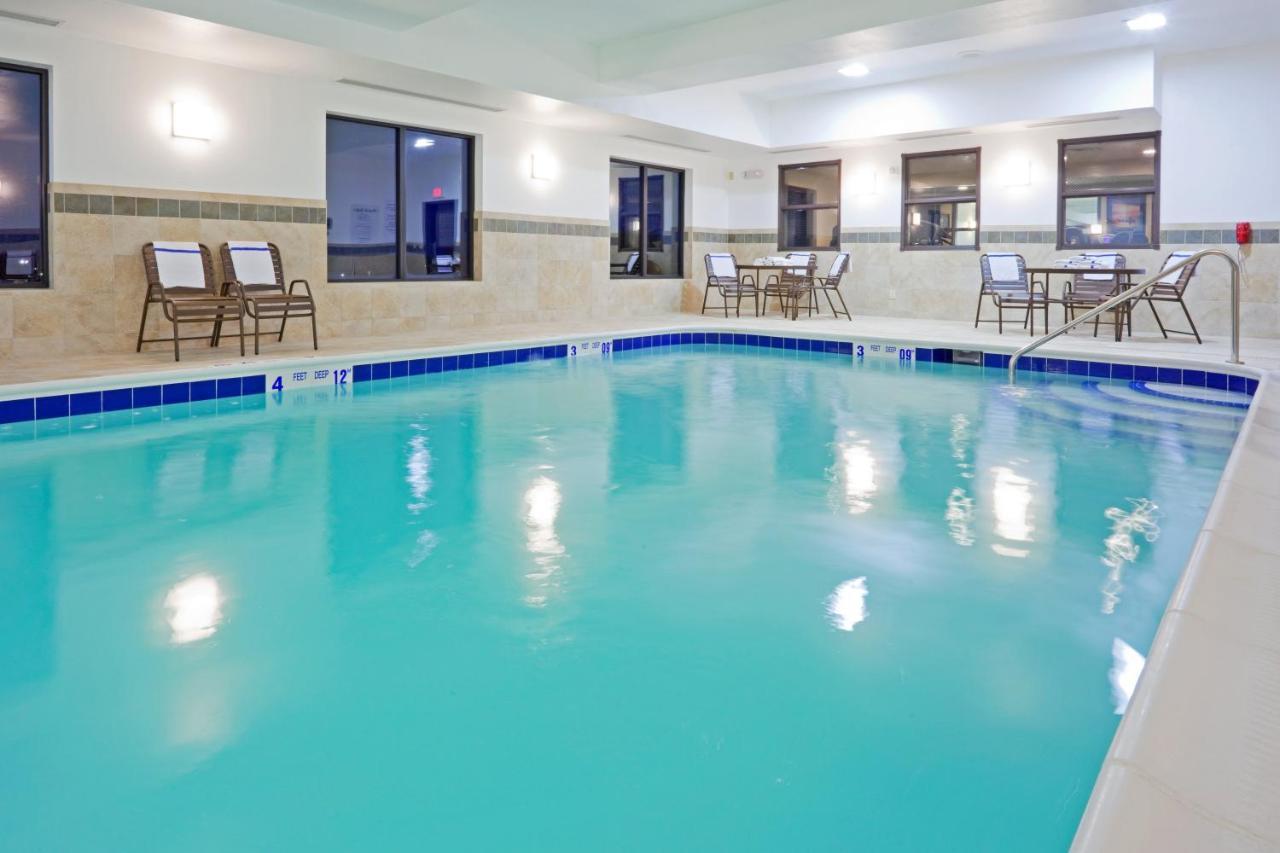 Holiday Inn Express Hotel & Suites Syracuse North Airport Area By Ihg Cicero Exteriör bild
